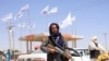 Un luptător taliban, aflat în orașul Ghazni, Afganistan, 14 august 2021.
