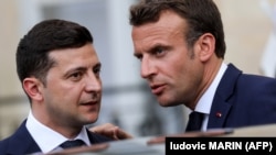 Президент України Володимир Зеленський (ліворуч) і президент Франції Емманюель Макрон, Париж, 17 червня 2019 року