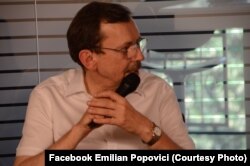Emilian Popovici susține că o măsură pentru a opri răspândirea virusului sunt anchetele epidemiologice făcute în fiecare județ