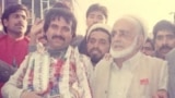شمس بونيری له ملګرو سره