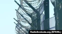 Таке рішення ухвалив уряд сьогодні, включно з 175-ма мільйонами гривень, – на оборону кордону для прикордонників (76 млн грн) та нацгвардійців (108 млн грн)