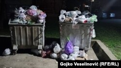 Kontejneri puni smeća, 22. mart 2025.
