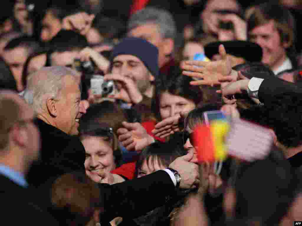 Moldova - Američki potpredsjednik Joe Biden je najviši američki dužnosnik koji je posjetio Moldovu, Chisinau, 11.03.2011. Foto: AFP / Vadim Denisov 