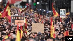 Protest din 12 noiembrie față de amnistia acordată separatiștilor catalani.