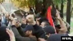 Pristalice Nacionalnog stroja na jednom od skupova