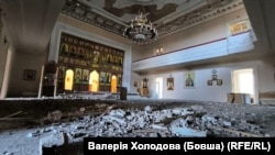 O biserică din Krivoi Rog, în centrul Ucrainei, afectată de bombardamentelor rusești din 23 februarie 2025.