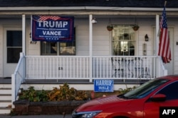 Milioane de americani încă nu știu să voteze. Decizia celor din swing states poate afecta viitorul NATO și chiar soarta războiului din Ucraina.