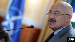 Հունգարիայի արտգործնախարար Յանոշ Մարտոնյի