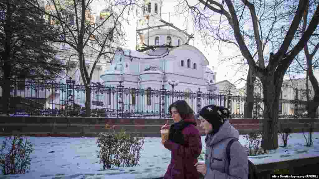 Строительство новой части Александро-Невского собора 