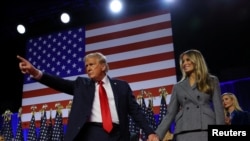 Donald Trump și-a ținut discursul de victorie în primele ore ale dimineții de miercuri. Rivala sa, democrata Kamala Harris, a vorbit publicului doar miercuri seară.