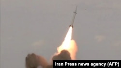 Balistička raketa kratkog dometa koju su lansirale jedinice Iranske revolucionarne garde.
