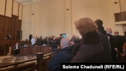 სასამართლო პროცესი იწყება