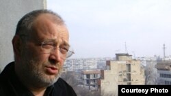 Stelian Tănase.