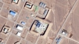<div style="direction:rtl">ویرانی ساختمانی بزرگ در مرکز فضایی سپاه پاسداران در شاهرود بر اثر حمله هوایی اسرائیل/ تاریخ عکس: ۸ آبان ۱۴۰۳</div>
