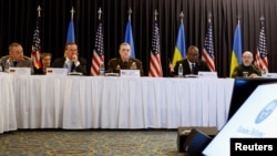 Контактната група по отбраната на Украйна се среща с американската военновъздушна отбрана в базата Рамщайн на 21 април 2023 г.