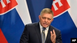 Премиерът на Словакия Роберт Фицо