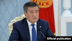 Сооронбай Жээнбеков.