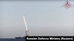 Ruska hipersonična raketa Zirkon ispaljena s fregate "Admiral Gorškov" u Belom moru, 19. jul 2019.