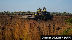 Ուկրաինացի զինվորականները դիրքավորվում են ռուսական դիրքերի ուղղությամբ, 8-ը հոկտեմբերի 8-ի, 2022թ