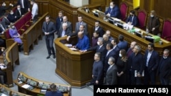 Усіх своїх однопартійців Рабінович закликав зараз зосередитись на «сприянні припиненню війни, встановленні миру та питаннях допомоги людям»
