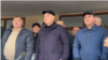 Абхазький лідер Аслан Бжанія (в центрі) виступив перед своїми прихильниками зі свого рідного прибережного села Тамиш, що за 40 кілометрів від Сухумі