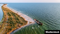 За словами Наталії Гуменюк, російські війська використовують цю територію для завдання вогню по протилежному берегу Дніпра і акваторії Очаківського порту. Фото ілюстративне 
