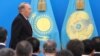Назарбаев казак өкмөтүн садага чапты