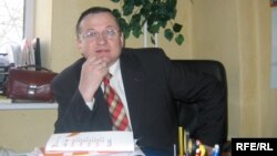 Рэдактар газэты «Барысаўскія навіны» Анатоль Букас.