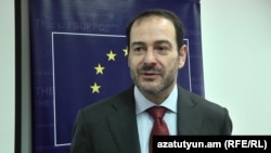 Втоми від України в ЄС немає, наголошує Люк Девінь