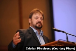 Politologul Cristian Pîrvulescu remarcă legătura dintre propaganda pro-rusă și teme promovate de membrii AUR.