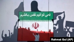 شکایت افغانها از ادامه بد رفتاری ها در ایران: نمی توانیم نفس بکشیم .
