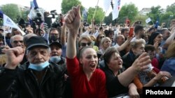 Armenia - Supporters of an electoral alliance led by former President Robert Kocharian rally in Yerevan, May 9, 2021.