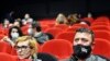 U zatvorenom prostoru obavezne su zaštitne maske