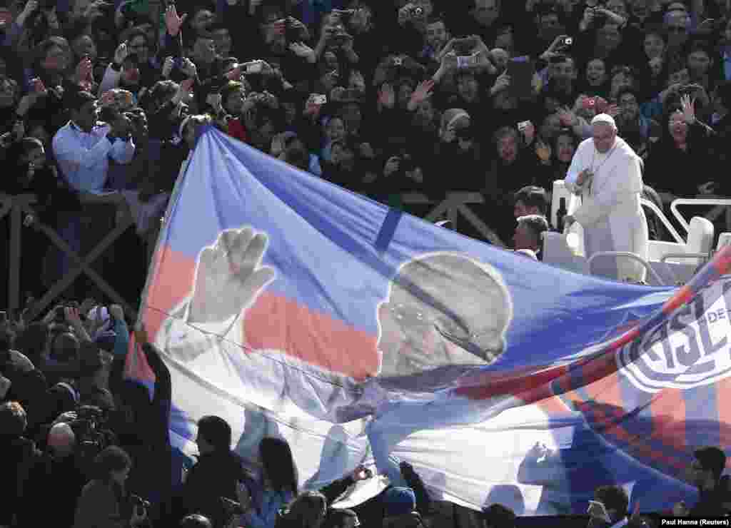 Vatikan, 19. mart 2013. Foto: REUTERS / Paul Hanna
