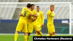 Команда Андрія Шевченка здобуває важливу нічию на виїзді