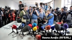 Novinari u Beogradu.