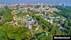 Сьогодні президент увів у дію рішення РНБО від 1 грудня про санкції щодо афілійованих з центрами впливу в Росії релігійних організацій