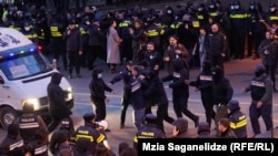 Бийликтеги партияга каршы акция. Тбилиси, 2-февраль 2015-жыл