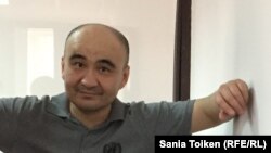 Гражданский активист Макс Бокаев в суде по его делу. Атырау, 18 ноября 2016 года.