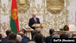 Лукашенко по време на церемонията по встъпване в длъжност.